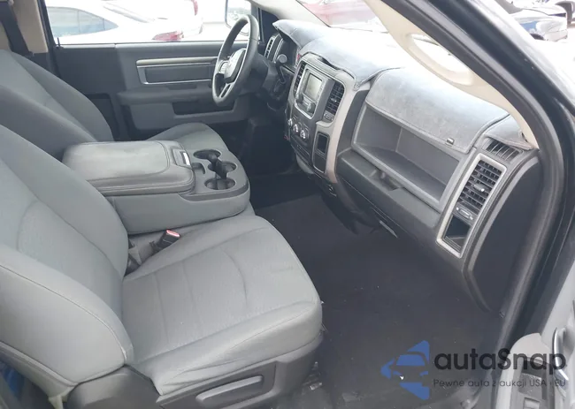 3C6JR6AT0EG153025: 44424610