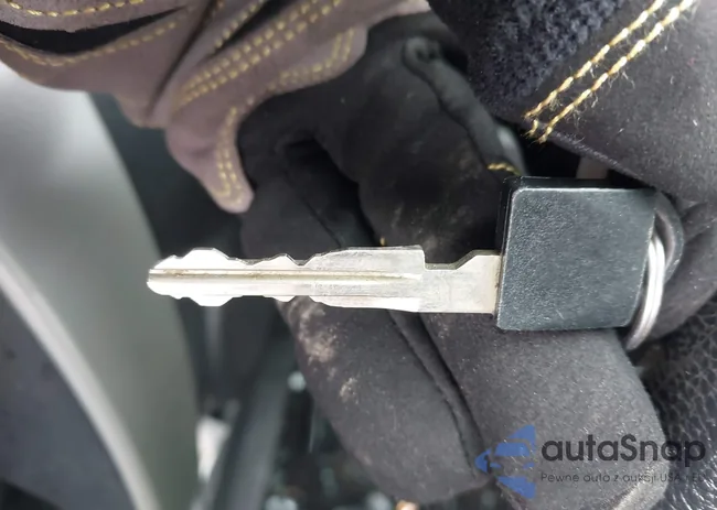 JN8AS5MV8BW266081: 44424703