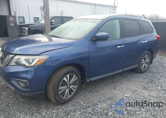 5N1DR2MN2HC695290: 44424748