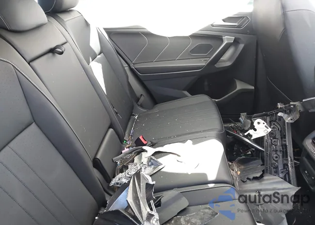 3VV2B7AX0NM169500: 44424793