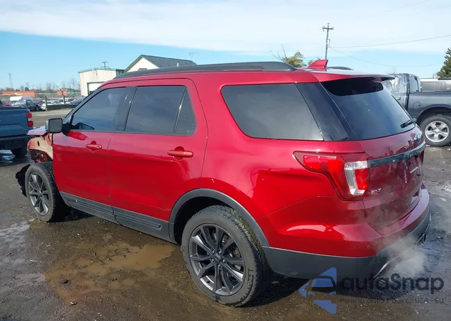 1FM5K8D82HGC75267: 44424807