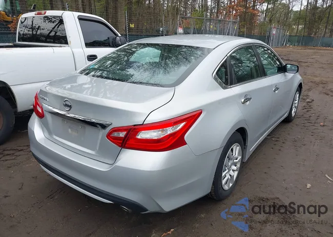 1N4AL3AP8GN329346: 44425952