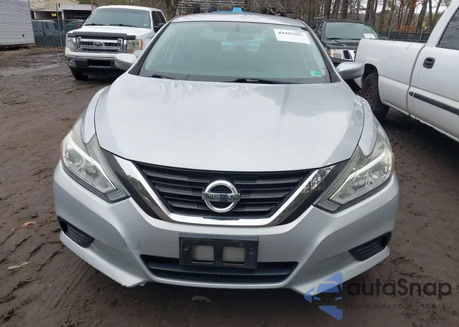 1N4AL3AP8GN329346: 44425952