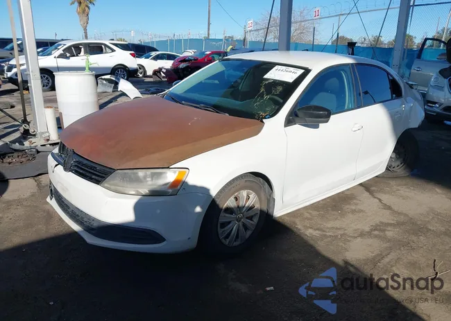 3VW2K7AJ0EM329995: 44426046