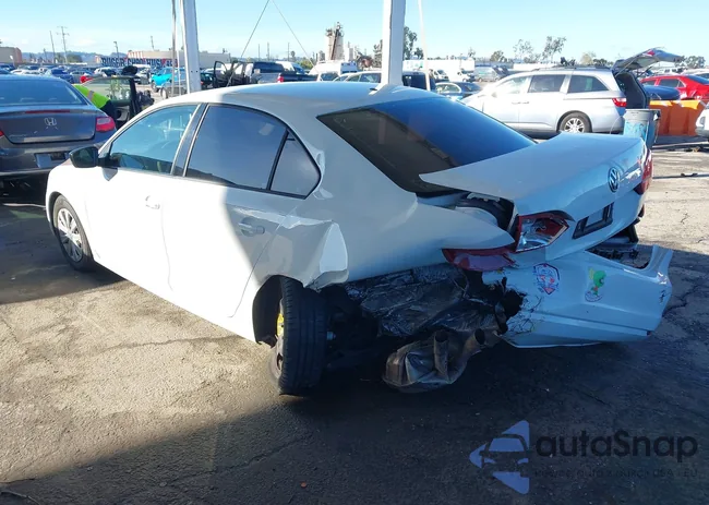 3VW2K7AJ0EM329995: 44426046