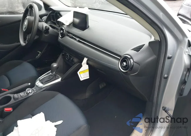 3MYDLBYV8KY517805: 44426051