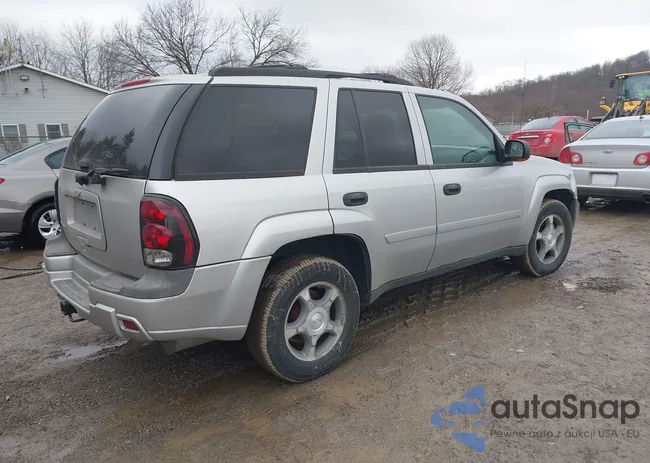 1GNDT13S572106753: 44426053