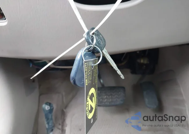 4T1BE32K95U561111: 44426090