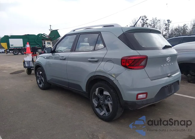 KMHRC8A34SU407235: 44426096