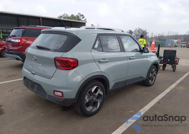 KMHRC8A34SU407235: 44426096