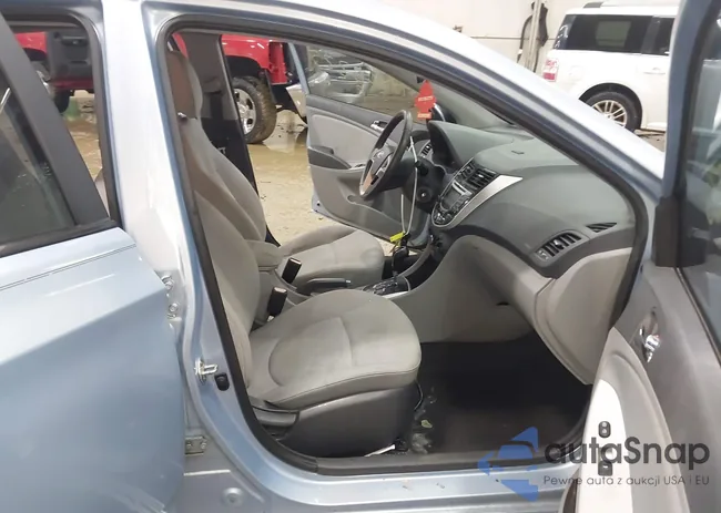 KMHCU5AE2DU064303: 44426225