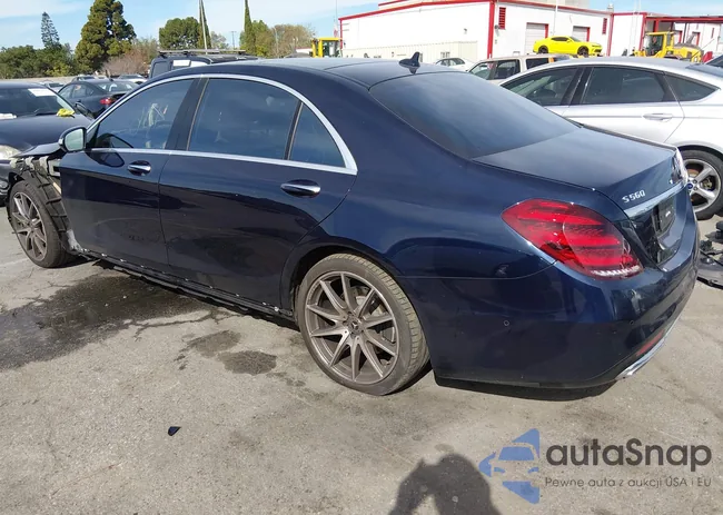 WDDUG8DB2JA380743: 44426252