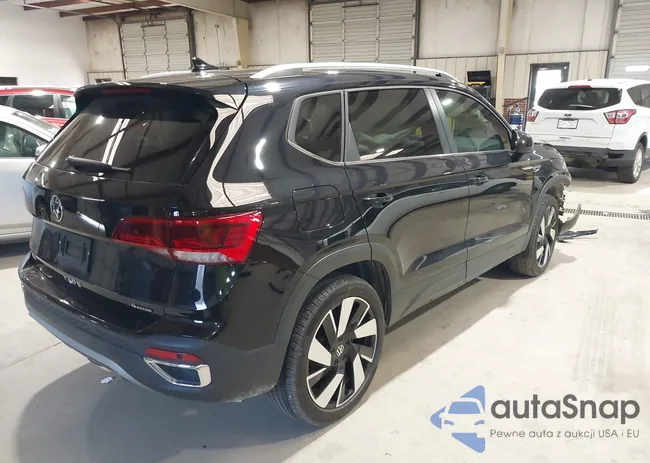 3VV4X7B24RM037827: 44426294