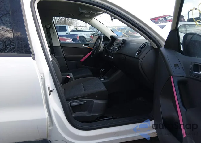 WVGAV7AX7BW522470: 44426332