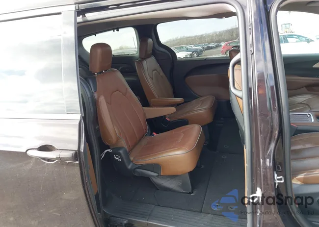 2C4RC1GG9HR561239: 44426376