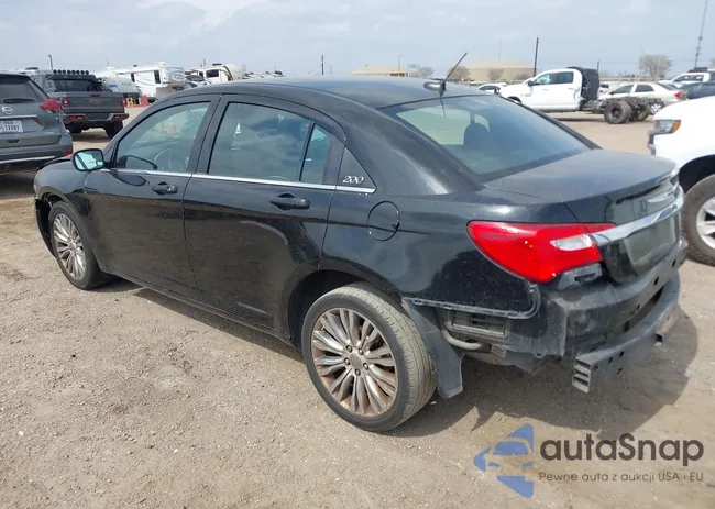 1C3CCBAB9CN104885: 44426402