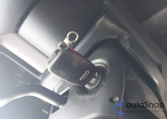 WAUDC68D11A056010: 44425622