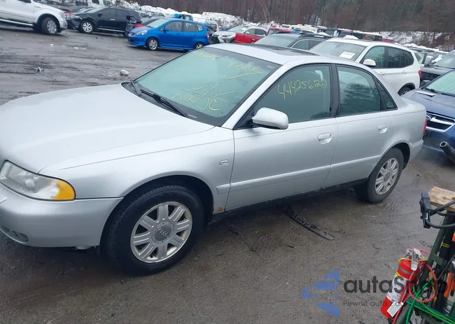 WAUDC68D11A056010: 44425622