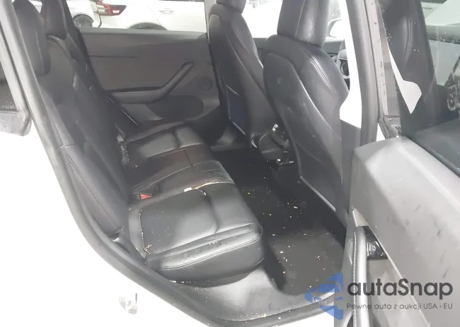 5YJYGDEE3LF041710: 44425679