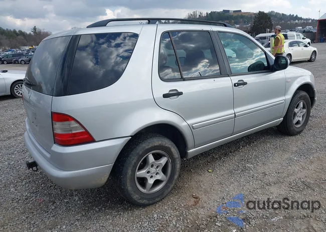 4JGAB54E9YA206503: 44425687