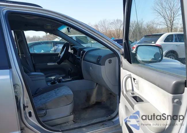 KNDJC733465623045: 44425733