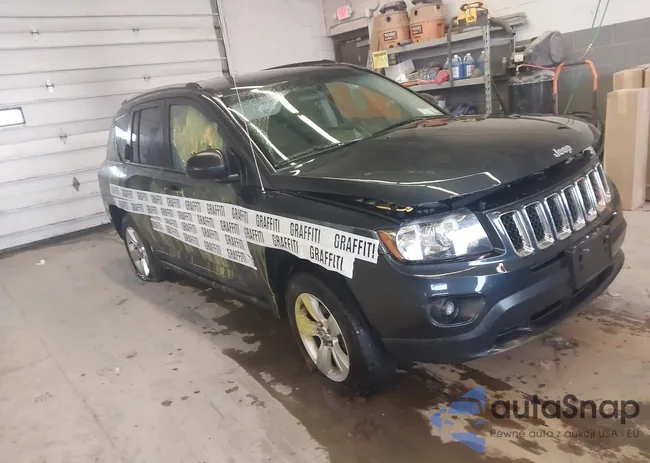 1C4NJDBB4ED707062: 44425746