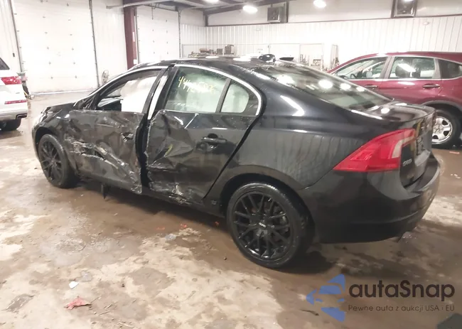 YV1902FH7C2076818: 44425806