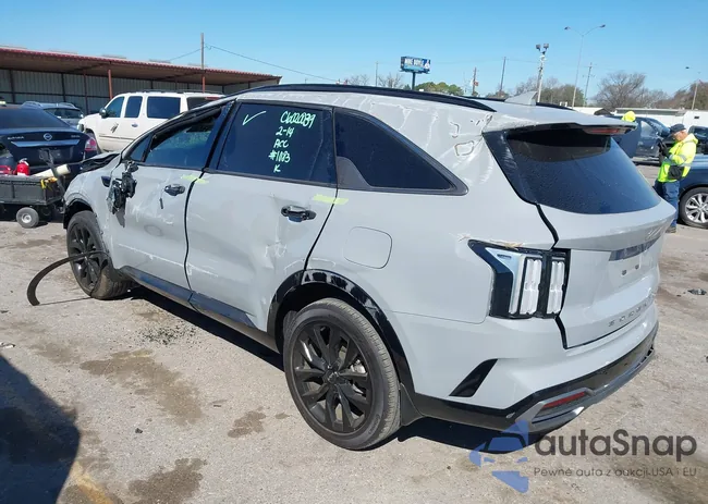 5XYRK4LF1NG151083: 44426818