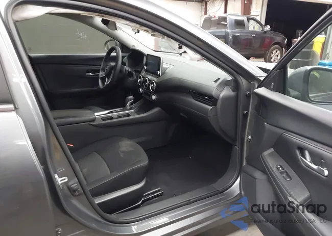 3N1AB8CV3RY271046: 44426860