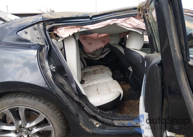 JM1GJ1W56G1444038: 44426883