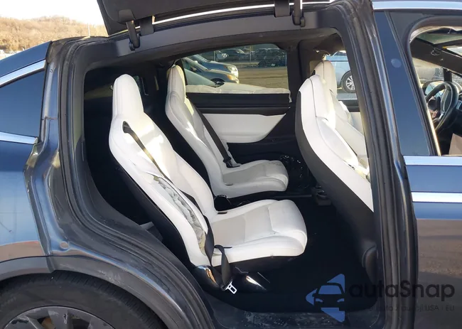 5YJXCBE45JF089774: 44427022