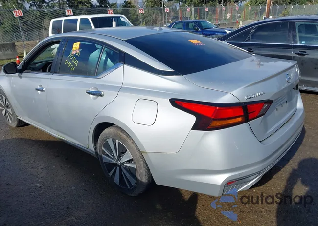 1N4BL4EV4LC151542: 44427073