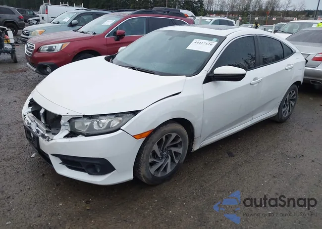 19XFC2F77JE208564: 44427120