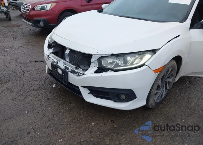 19XFC2F77JE208564: 44427120