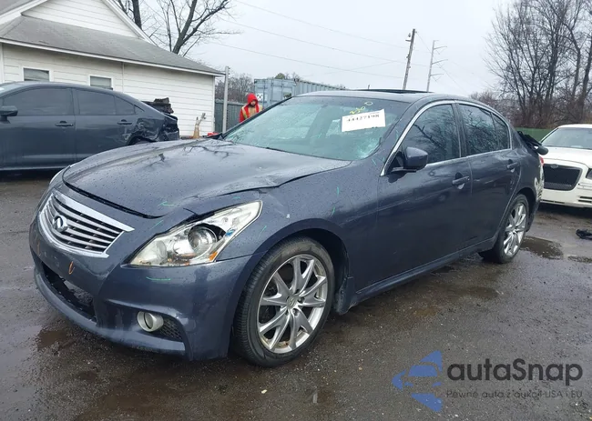 JN1CV6AR2BM352042: 44427198