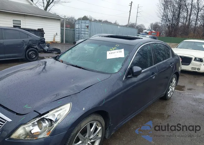 JN1CV6AR2BM352042: 44427198