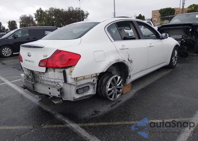 JNKCV61E99M305142: 44427258