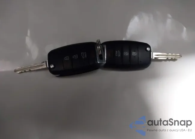 KNAFX4A66E5226549: 44427316