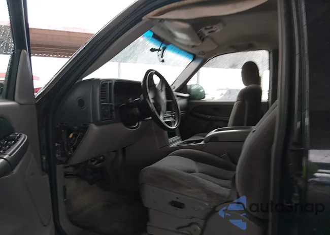 1GNEC13T83J135676: 44427325