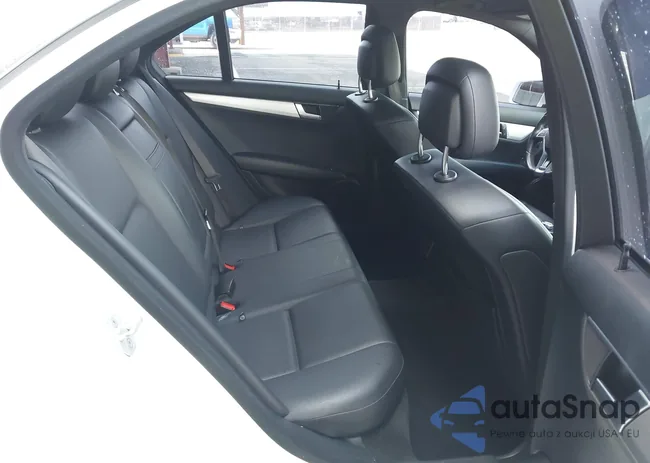 WDDGF4HB3EA963508: 44427391