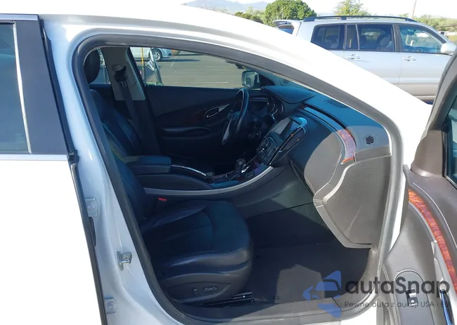 1G4GC5E35DF174330: 44426558