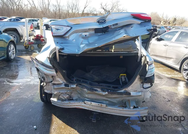 1FA6P0G71E5371578: 44426566