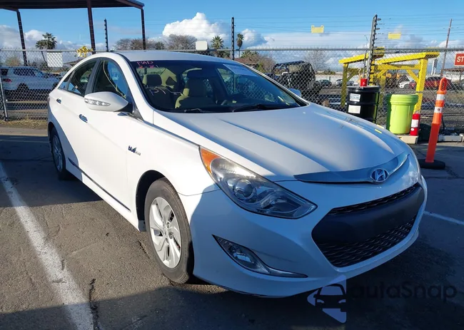 KMHEC4A48FA122013: 44426583