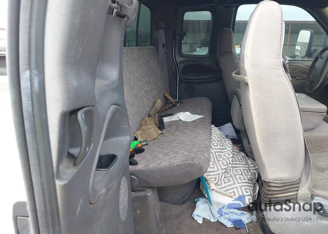 3B7KF2368XG138040: 44426750