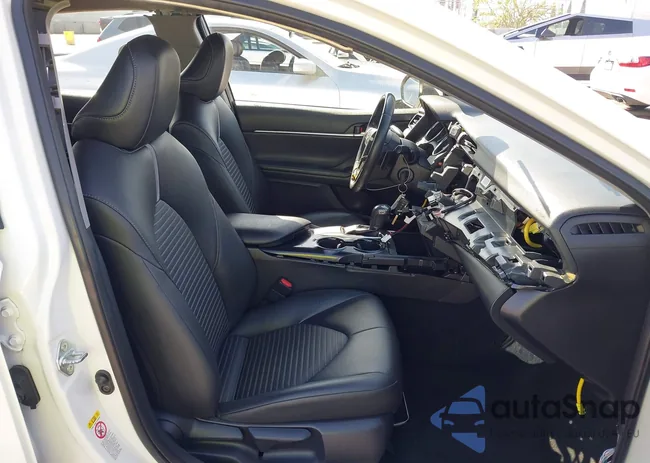 JTNB11HK1J3040407: 44426806