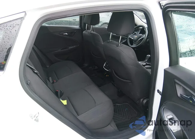 1G1ZD5ST2LF047122: 44428052