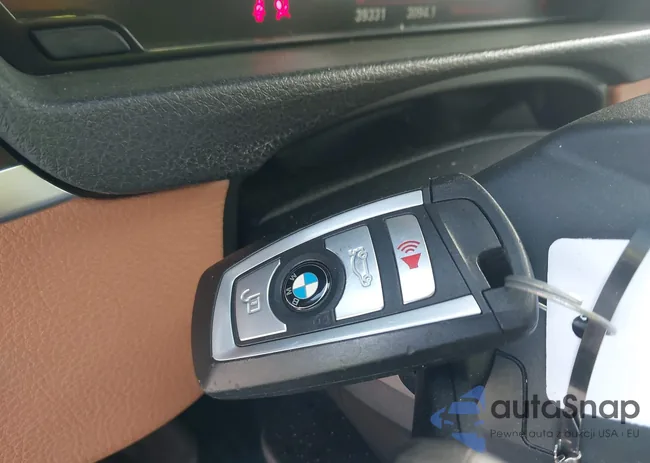 WBA3V7C54G5A24975: 44428072