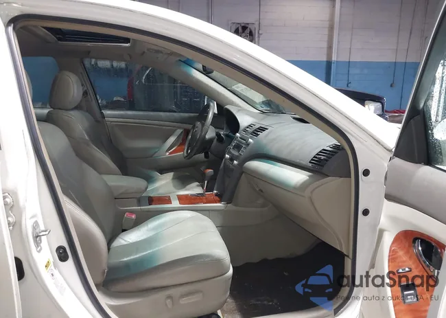 4T1BK3EK2BU620340: 44428179