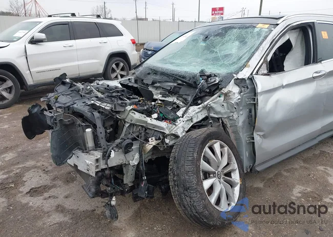 3PCAJ5M18KF122501: 44428311