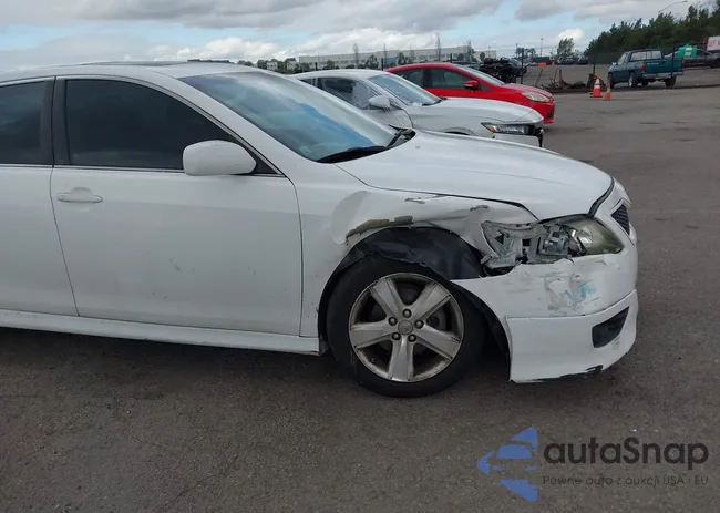 4T1BF3EK1BU703083: 44427596